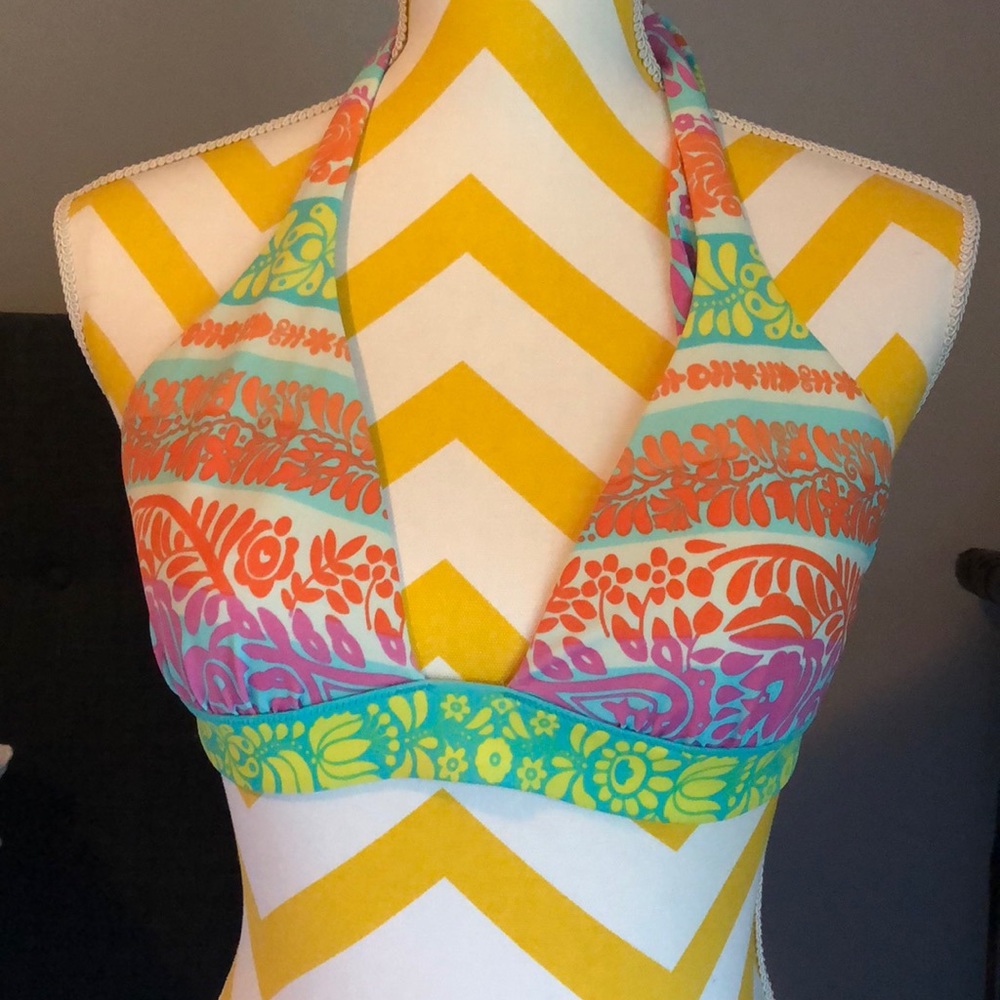 Victoria’s Secret Bathing Suit Top